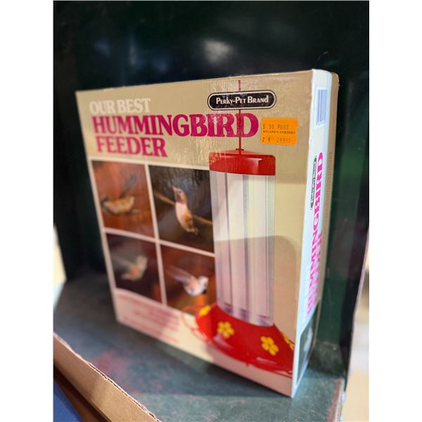 Hummingbird feed