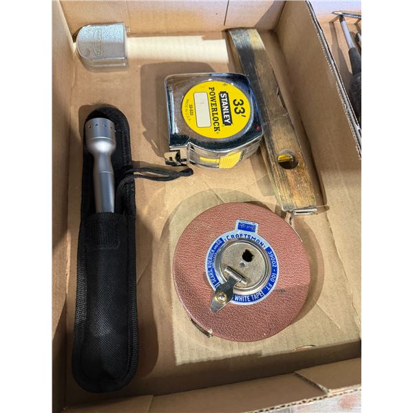 Assorted measuring items