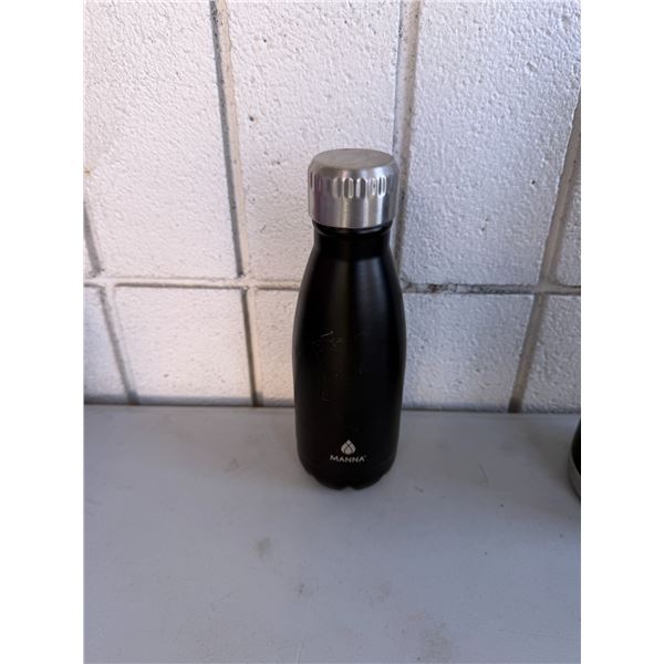 Manna water bottle