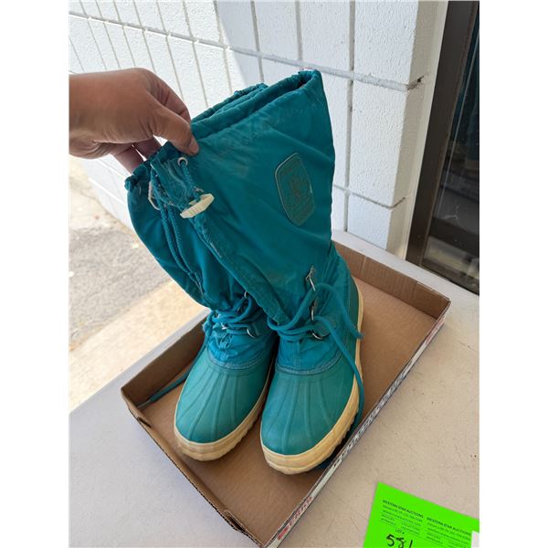 Sorel boots size not showm