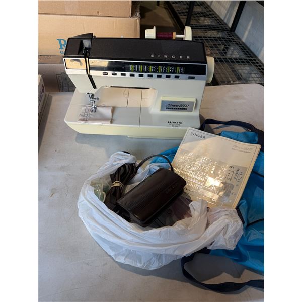 Singer Athena, 2000 electronic sewing machine