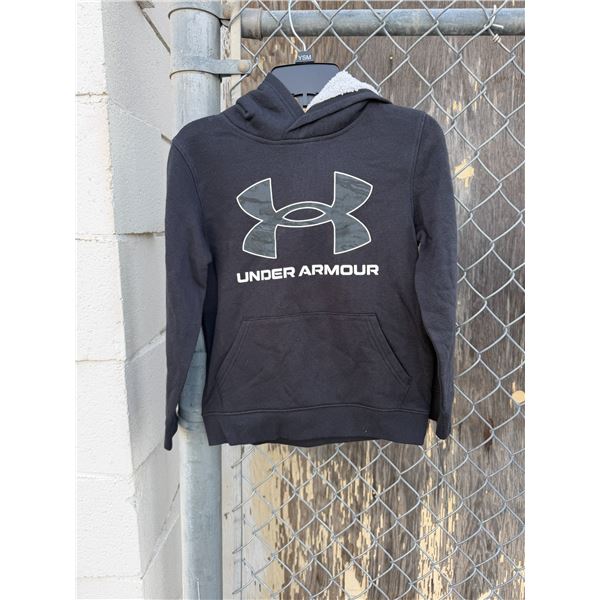 NWT under Armour hoodie size youth small