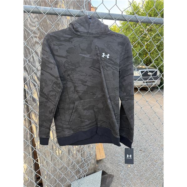 NWT under Armour hoodie, size youth large