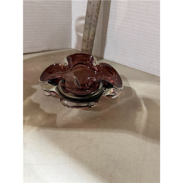 ART glass dish
