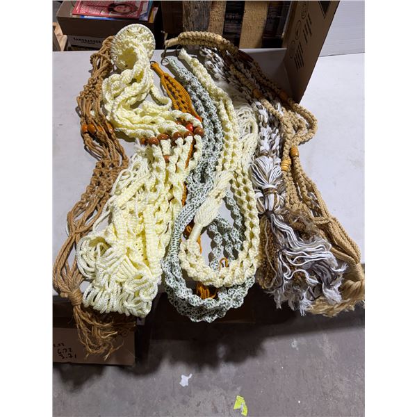 Macramé plant hangers