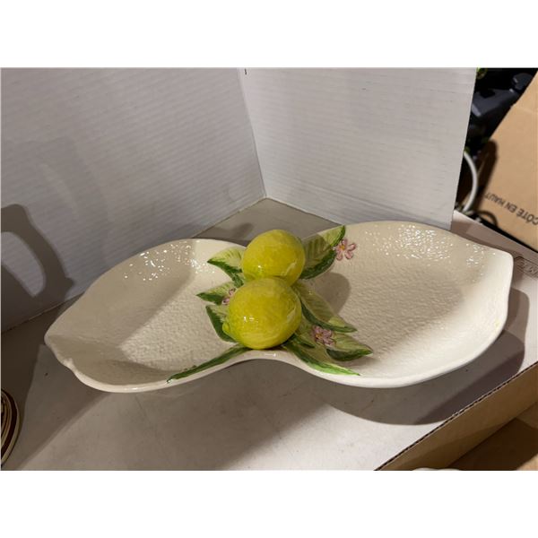 Pottery dish