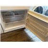 Image 6 : Kenmore Refrigerator with Bottom Freezer