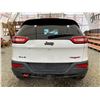 Image 17 : PARKSVILLE - 2014 JEEP CHEROKEE WHITE 173944 KMS - D168071