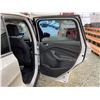 Image 41 : PARKSVILLE - 2013 FORD ESCAPE WHITE 134039 KMS - DC64344