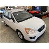 Image 10 : PARKSVILLE - 2011 KIA RONDO WHITE 148314 KMS - D334477