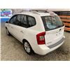 Image 21 : PARKSVILLE - 2011 KIA RONDO WHITE 148314 KMS - D334477