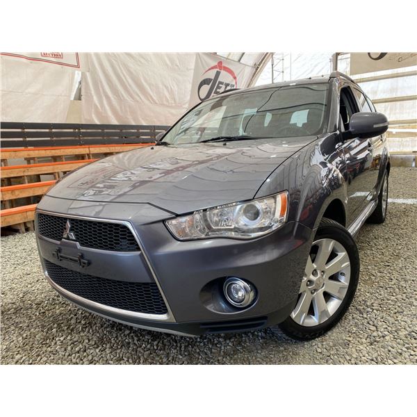 PARKSVILLE - 2012 MITSUBISHI OUTLANDER GREY 223823 KMS - D605034