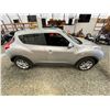 Image 12 : PARKSVILLE - 2012 NISSAN JUKE GREY 168828 KMS - D106634