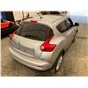 Image 16 : PARKSVILLE - 2012 NISSAN JUKE GREY 168828 KMS - D106634
