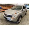 Image 3 : PARKSVILLE - 2012 NISSAN JUKE GREY 168828 KMS - D106634