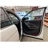Image 37 : PARKSVILLE - 2015 HYUNDAI SANTA FE SPORT WHITE 173201 KMS - B244883