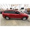 Image 12 : PARKSVILLE - 2015 NISSAN PATHFINDER RED 161921 KMS - D620180