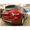 Image 14 : PARKSVILLE - 2015 NISSAN PATHFINDER RED 161921 KMS - D620180