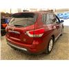 Image 15 : PARKSVILLE - 2015 NISSAN PATHFINDER RED 161921 KMS - D620180