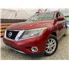 Image 1 : PARKSVILLE - 2015 NISSAN PATHFINDER RED 161921 KMS - D620180
