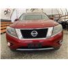 Image 5 : PARKSVILLE - 2015 NISSAN PATHFINDER RED 161921 KMS - D620180
