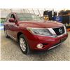Image 8 : PARKSVILLE - 2015 NISSAN PATHFINDER RED 161921 KMS - D620180