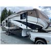 Image 1 : PARKSVILLE - 2012 CRUISER TRAVEL TRAILER WHITE - P009906