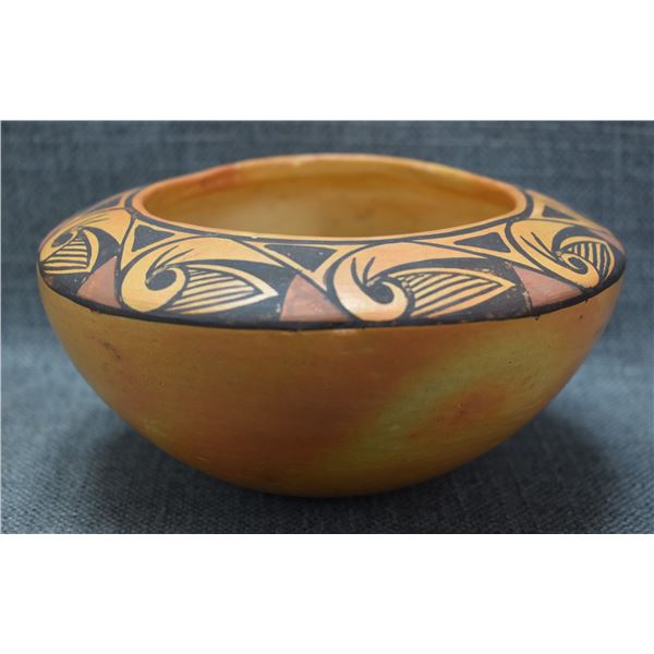 HOPI POTTERY BOWL (THERESA HARVEY)