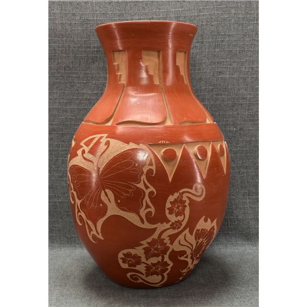 SANTA CLARA POTTERY VASE (KIMBERLY J GARCIA)