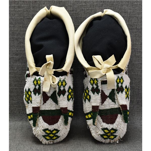 PLAINS MOCCASINS
