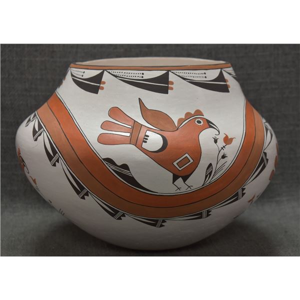 ACOMA POTTERY OLLA (EMMA LEWIS)