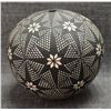 Image 2 : ACOMA POTTERY SEED JAR (BECKY PASQUALE)