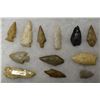 Image 6 : COLLECTION OF ARROWHEADS