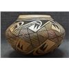 Image 4 : HOPI INDIAN POTTERY JAR (SADIE ADAMS)