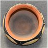 Image 5 : SANTO DOMINGO POTTERY OLLA (NICETA CALABAZA)