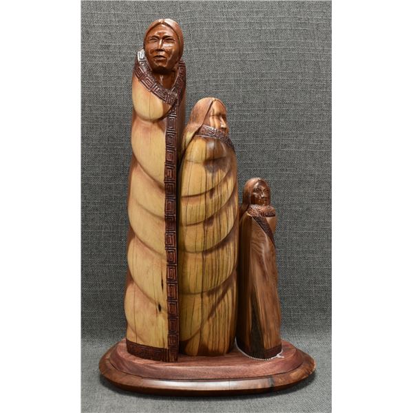 NAVAJO WOODEN SCULPTURE(RICHARD SEDILLO)