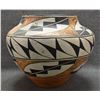 Image 1 : ACOMA POTTERY OLLA