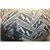 Image 13 : ANASAZI POTTERY OLLA