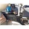 Image 16 : 2002 GMC T7500 POTHOLE PATCHER Asphalt Distributor Truck