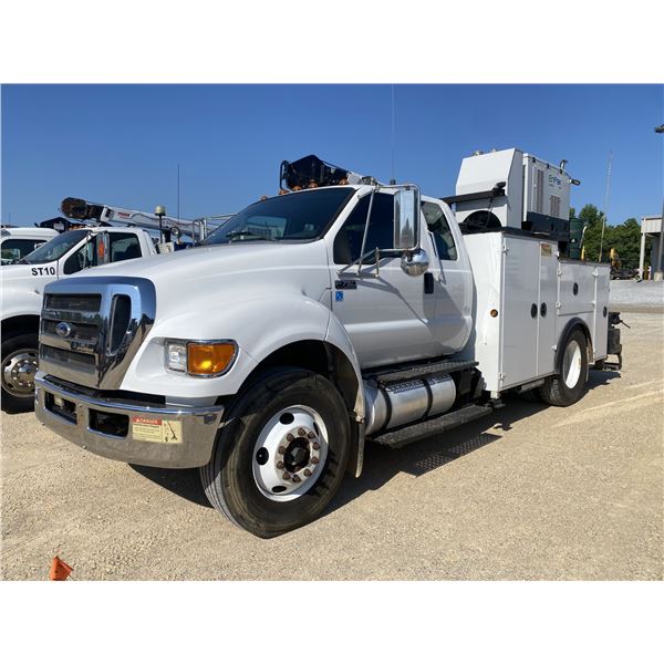 2015 FORD F750 XLT Service / Mechanic Truck