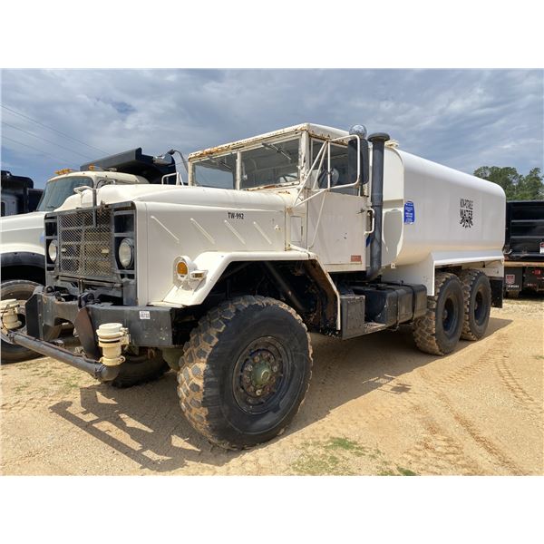 1984 AM GENERAL M923 Water Truck