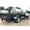 Image 3 : 2000 GMC C7500 Asphalt Distributor Truck