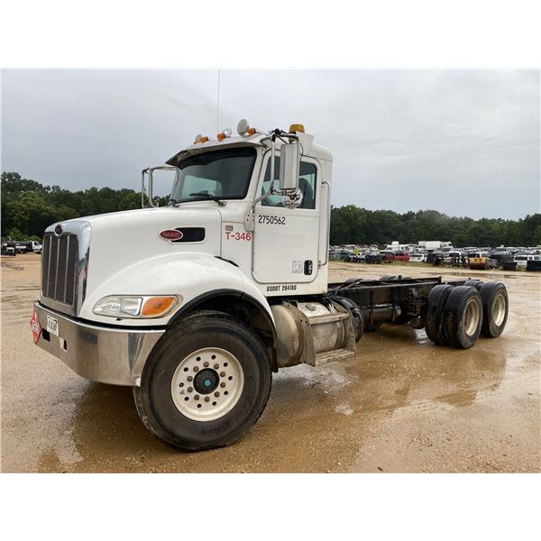 2016 PETERBILT 348 Cab and Chassis Truck