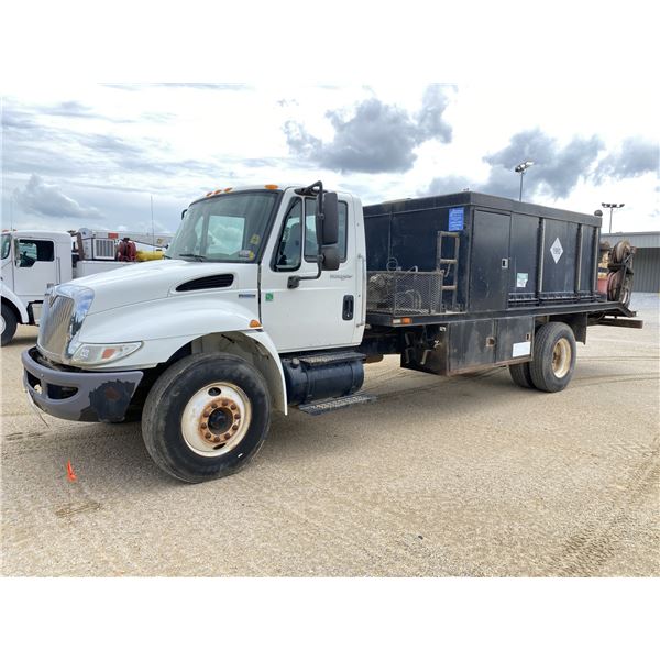 2008 INTERNATIONAL DURASTAR 4300 Fuel / Lube Truck