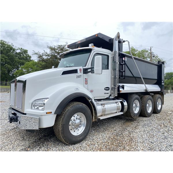 2025 KENWORTH T880 Dump Truck
