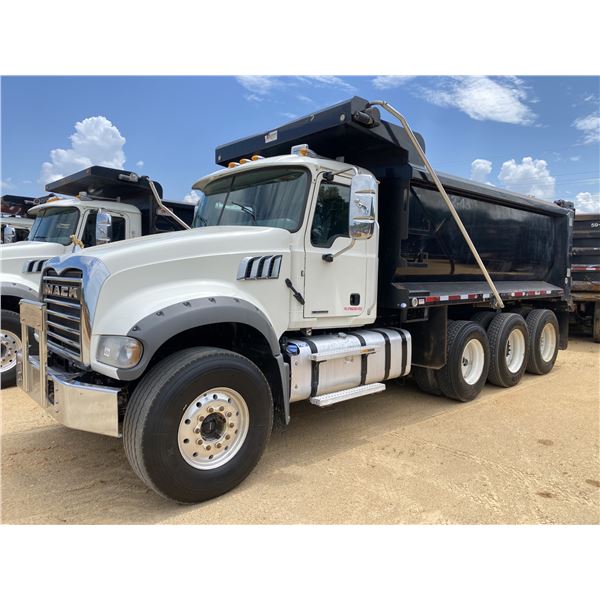 2021 MACK GR64F Dump Truck