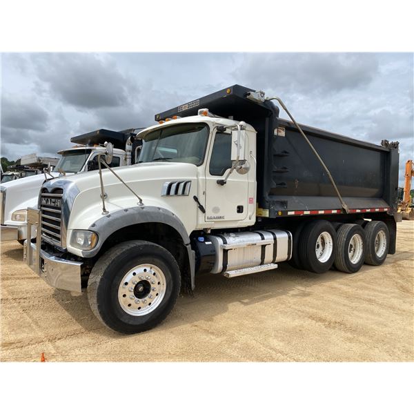 2017 MACK GU713 Dump Truck