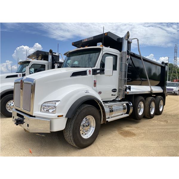 2025 KENWORTH T880 Dump Truck