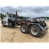 Image 2 : 2019 MACK GR64B Roll Off Truck