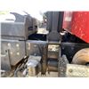 Image 6 : 2011 KENWORTH T800 Roll Off Truck